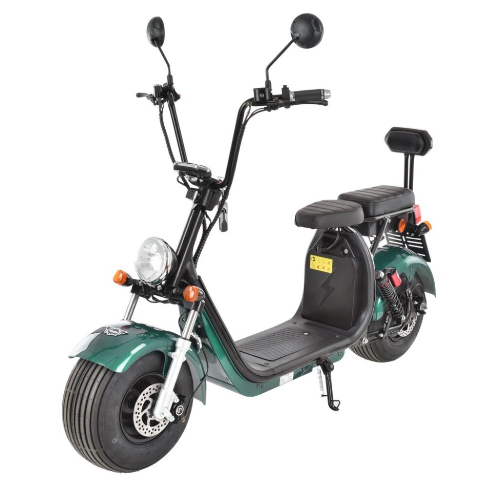 Electric scooter with homologation for operation on roads. Motor 1500 W. Max speed 45 km/h