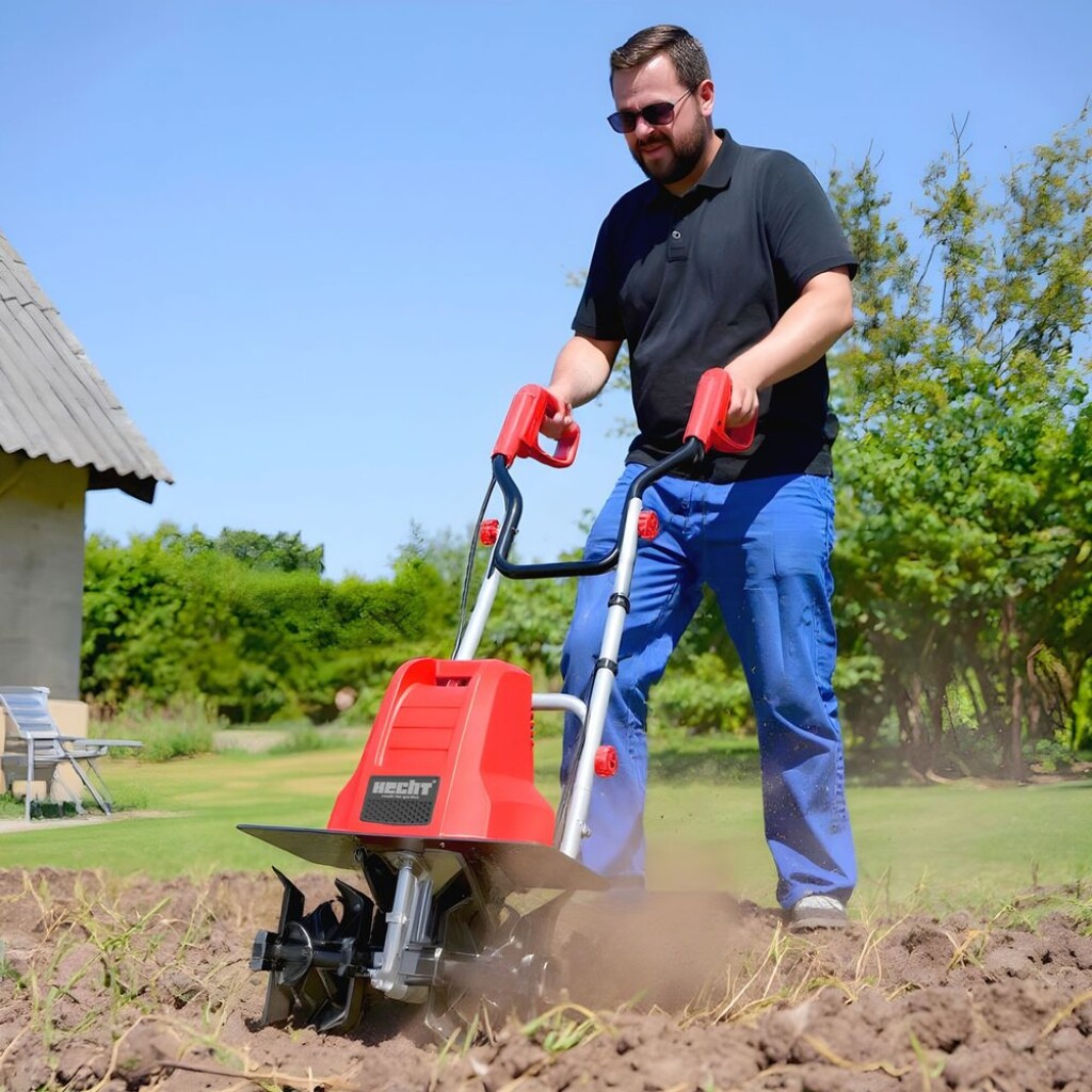 450mm working width and maximum working depth of 220mm. Low weight of 11kg and 6 blades for quick soil preparation in beds.