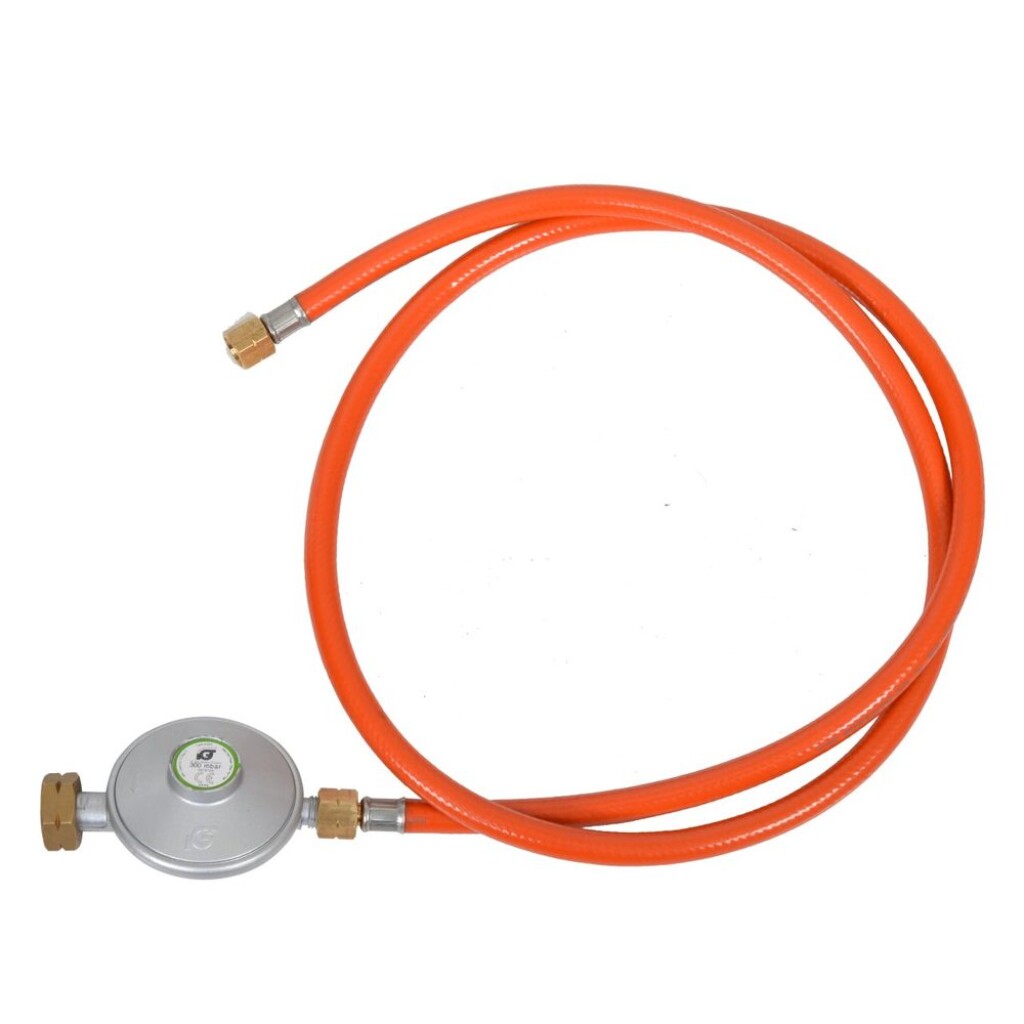 Gas regulator including hose for gas heater HECHT 3015.