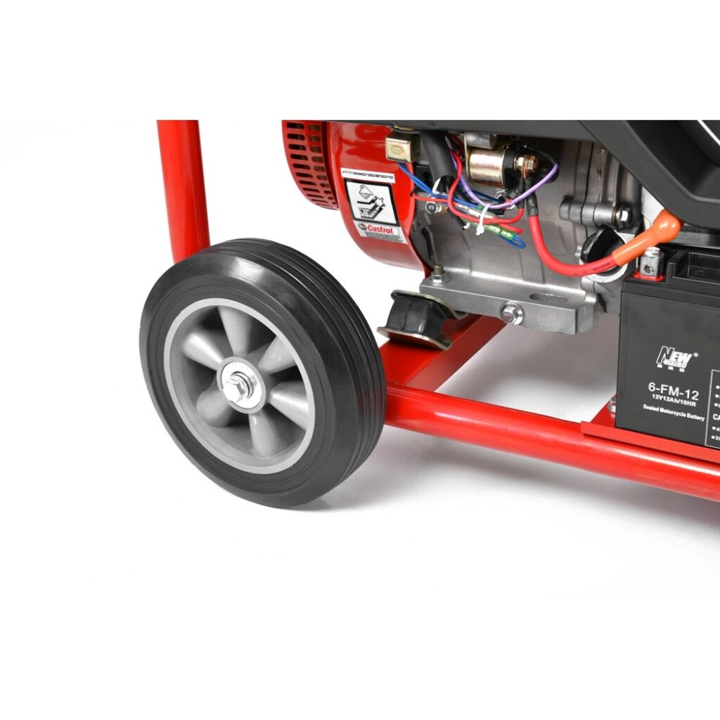 max. výkon 6300 W. Nádrž 25 l. 1x zásuvka 400 V