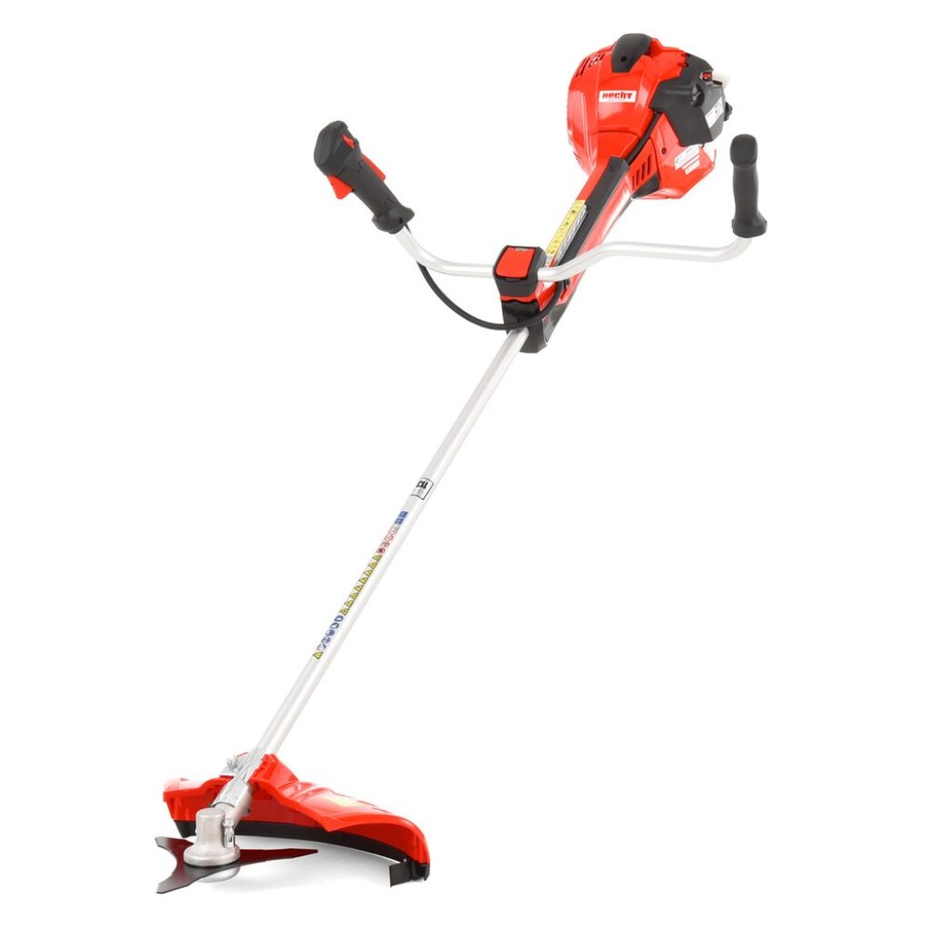 Petrol powered brushcutter equipped with metal blade/string head.&nbsp;Powered by 2&nbsp;stroke 53 cm3&nbsp;engine. Cutting width 43 cm. Package also contains a&nbsp;strap