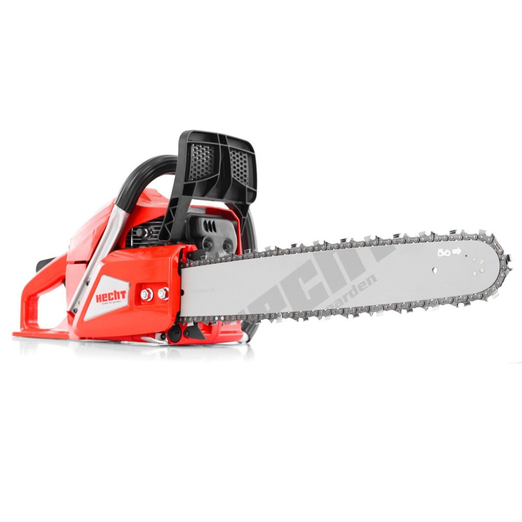 Petrol chainsaw. Engine 62 ccm. The power output 4