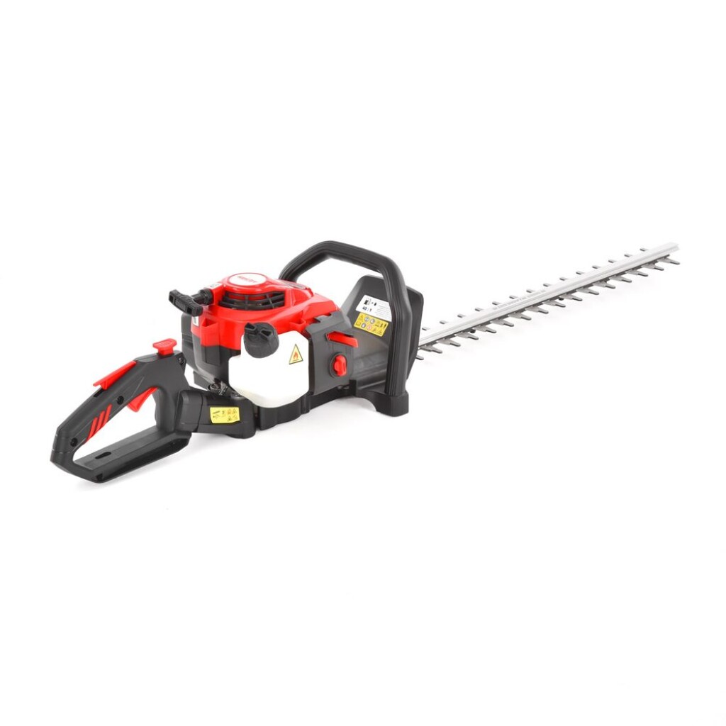 Patrol hedge trimmer with a total bar length of 70 cm. Maximum cutting diameter 22mm. Engine with a volume of 25.4 cm3 with a nominal power of 0.75 kW. Weight 5.8kg. Swivel handle.