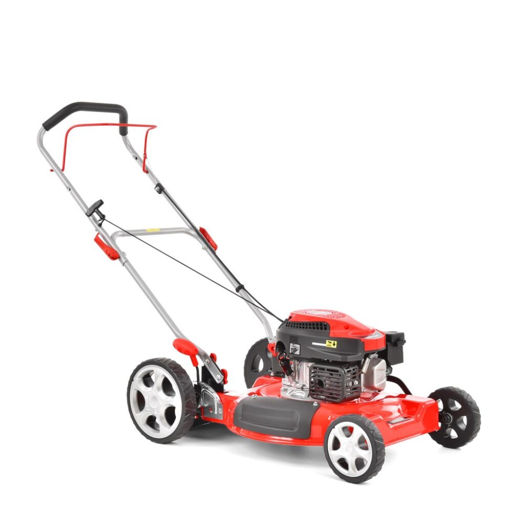 Petrol lawn mower. Working width: 51 cm. Engine displacement: 144 ccm.