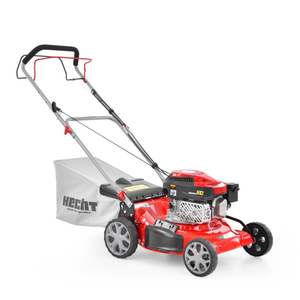Petrol lawn mower with travel. Working width: 46 cm. Engine capacity: 144 cm3. Engine power: 2.5 kW. Basket capacity 60 l. Max. recommended area: 1000 m2.