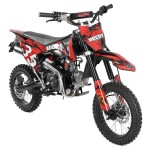 <p>Petrol motorcycle with four-stroke 125 cm³ engine with 8.1 HP. Max speed 70 km/h.</p>