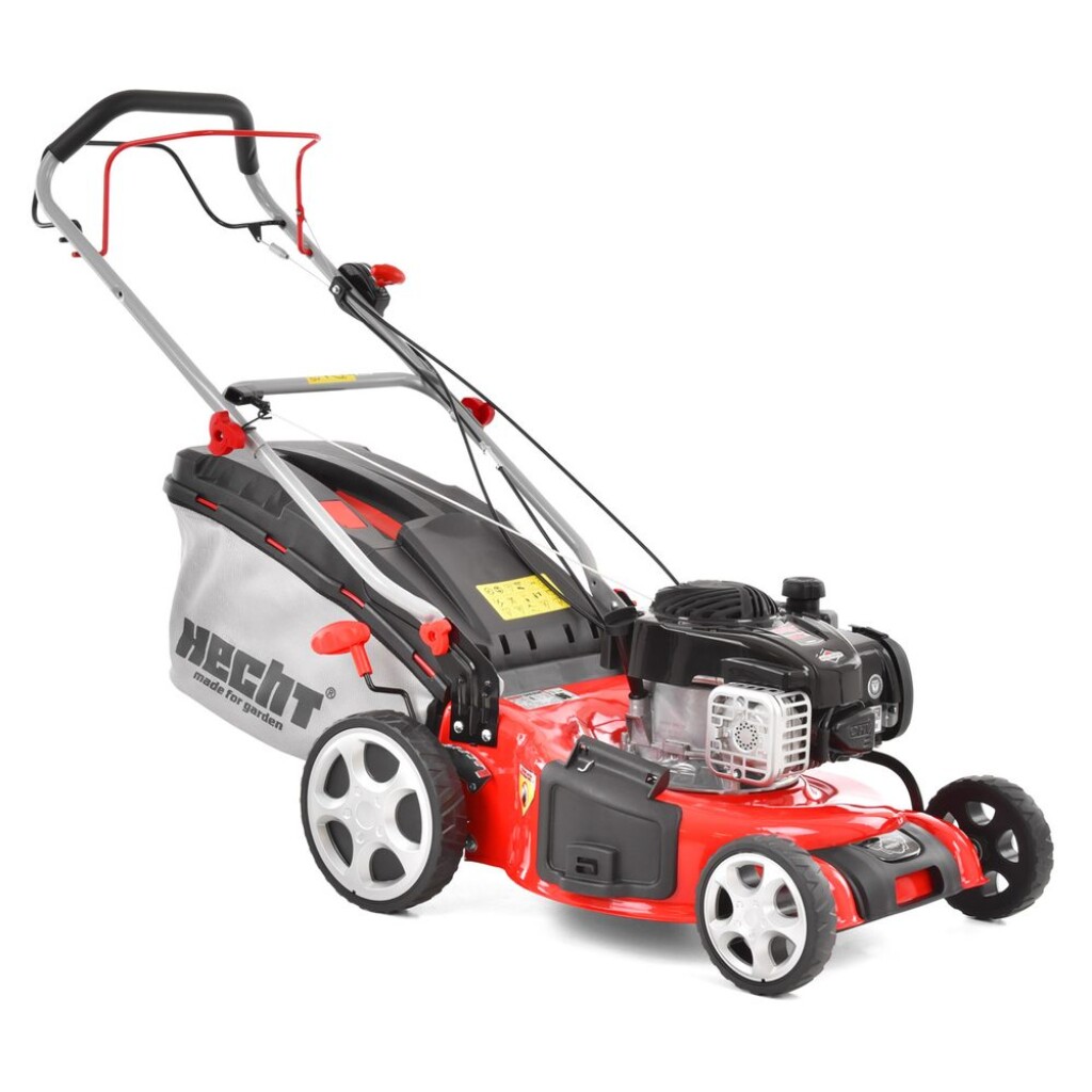 Petrol lawn mower with self propelled system equipped with engine Briggs & Stratton 500E series  with displacement of 140 ccm. Working width – 46 cm