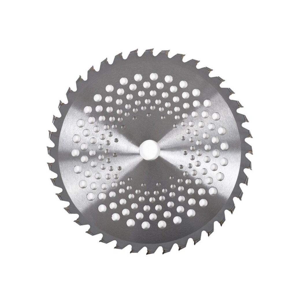 Saw blade with vidium teeth.