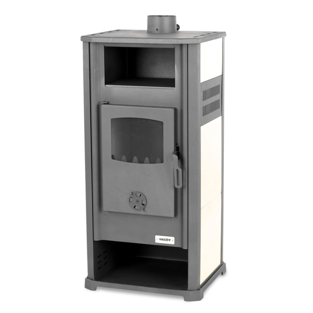 Steel stove with glass door. Power 9 - 10 kW. Fireclay lined fireplace