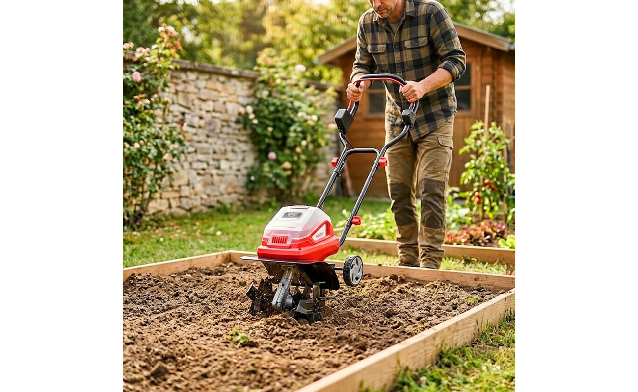 equipped with four steel blades with a diameter of 200 mm and a working width of 26 cm.