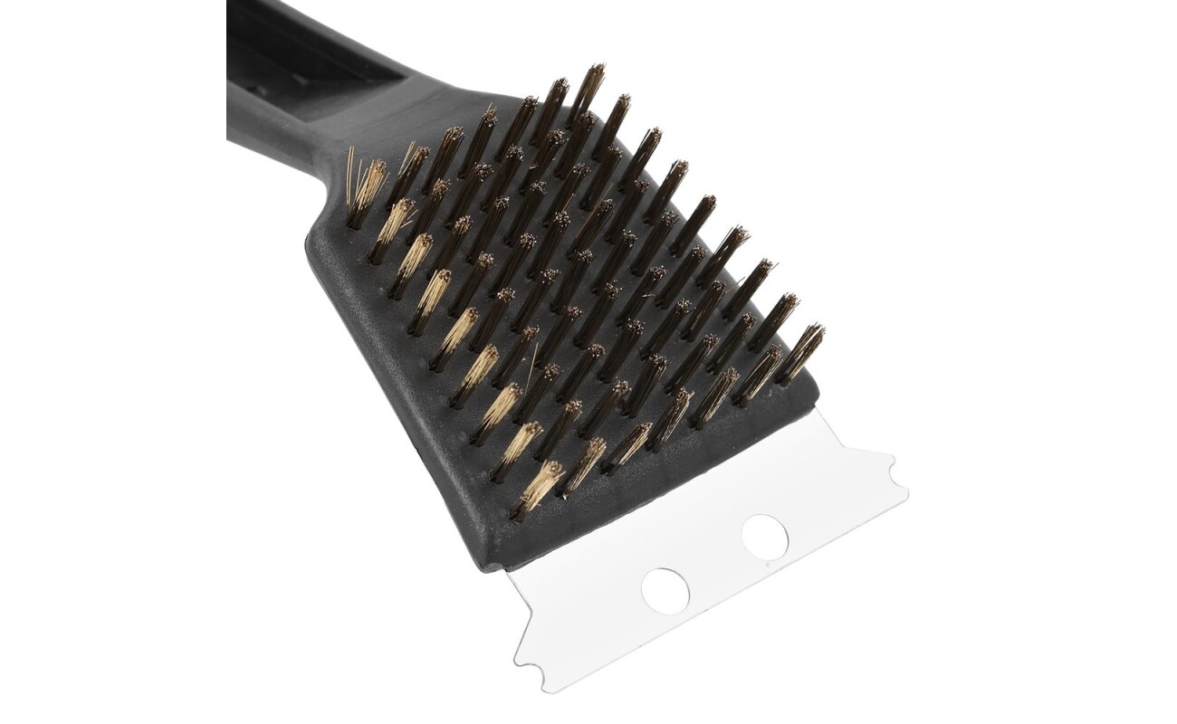 combines a brush and scraper in one.