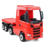 <p>Licensed electric Scania tractor unit with trailer