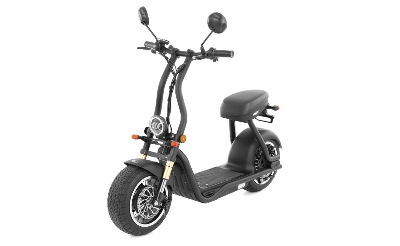Electric scooter with homologation for road traffic. Motor 1000 W. Max speed 42 km/h