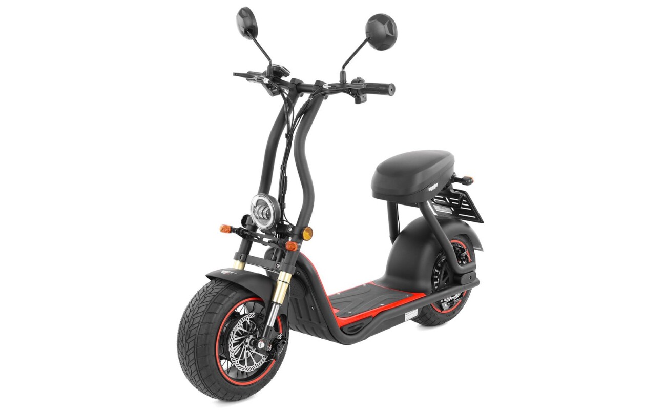 Electric scooter with homologation for road traffic. Motor 1000 W. Max speed 42 km/h