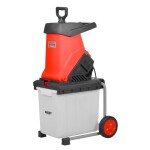 <p>Electric powered garden shredder with power input 2500W.&nbsp;Suitable for cutting branches of up to 4&nbsp;cm diameter. Cca 50 l&nbsp;box for shredded material. Shredding with a&nbsp;knife Weight 14 kg</p>