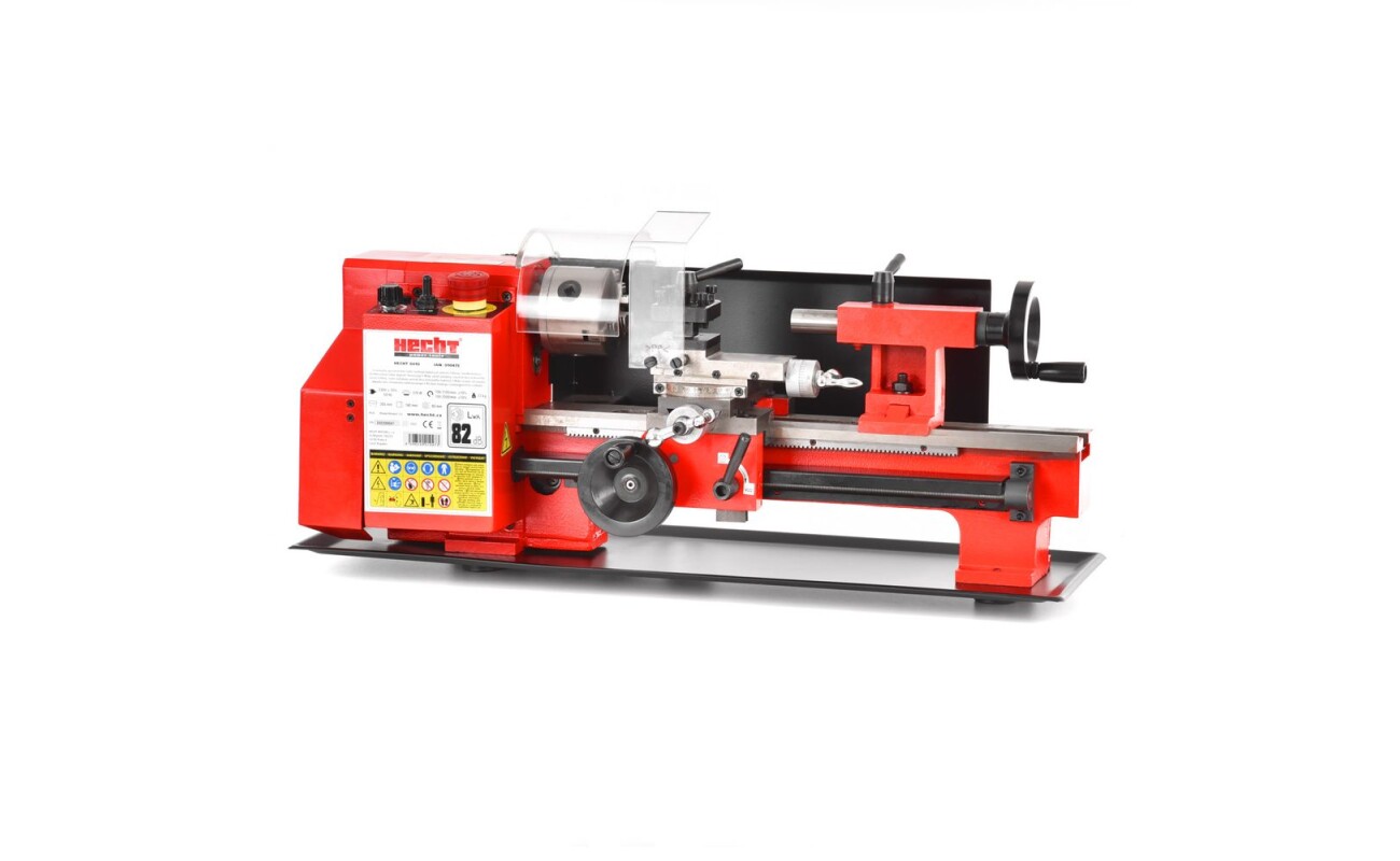 Mini metal lathe including standard accessories. Workpiece length up to 300 mm
