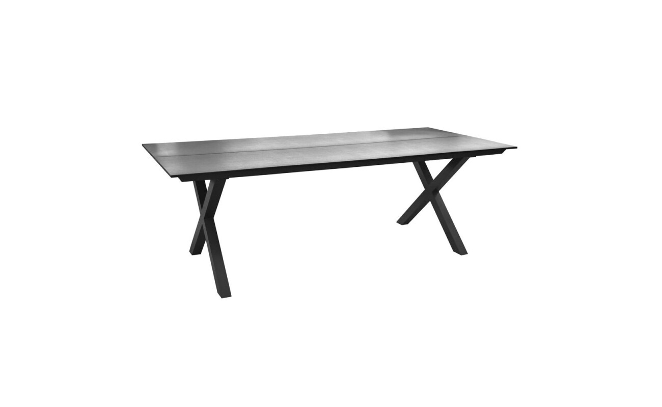 Made of aluminum profiles with Komaxit treatment. Surface is made of highly durable polypropylene. Suitable for exteriors and interiors. Suitable for humid environments.