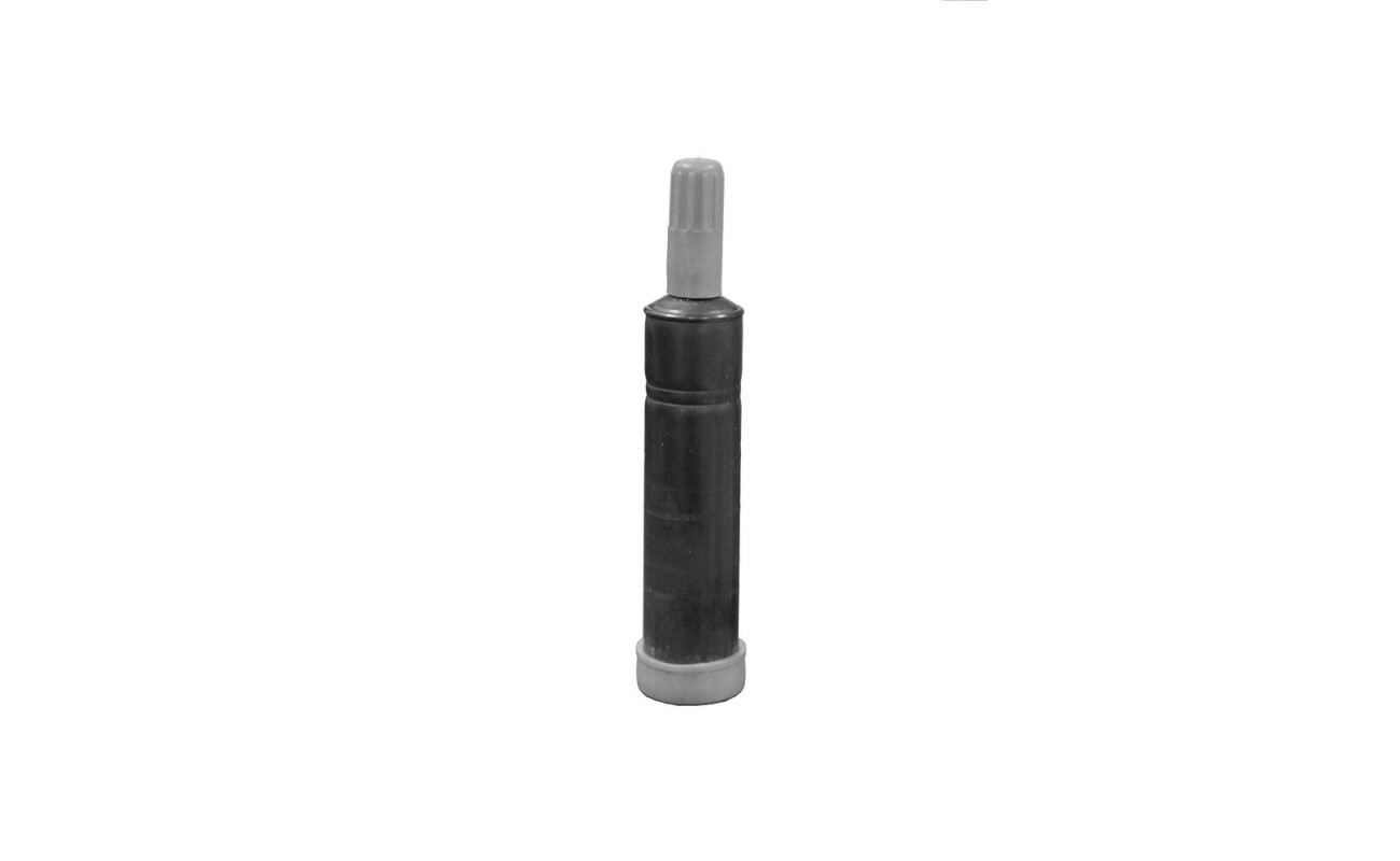 Grease gun for chainsaw chains.