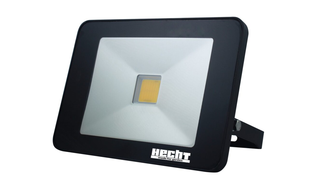 LED light with 2250&nbsp;lm light intensity. Light temperature 6500 K.&nbsp;Settings: sensitivity
