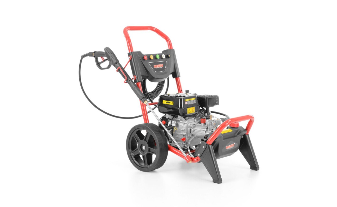 Vysokotlaká myčka s 4-taktním motorem o obsahu 208 cm3. Max. tlak 220 bar. Provozní tlak 180 bar. Výkon 498 l/h.