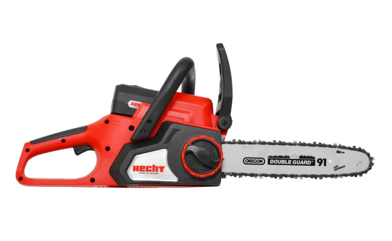 ACCU chainsaw with a 30