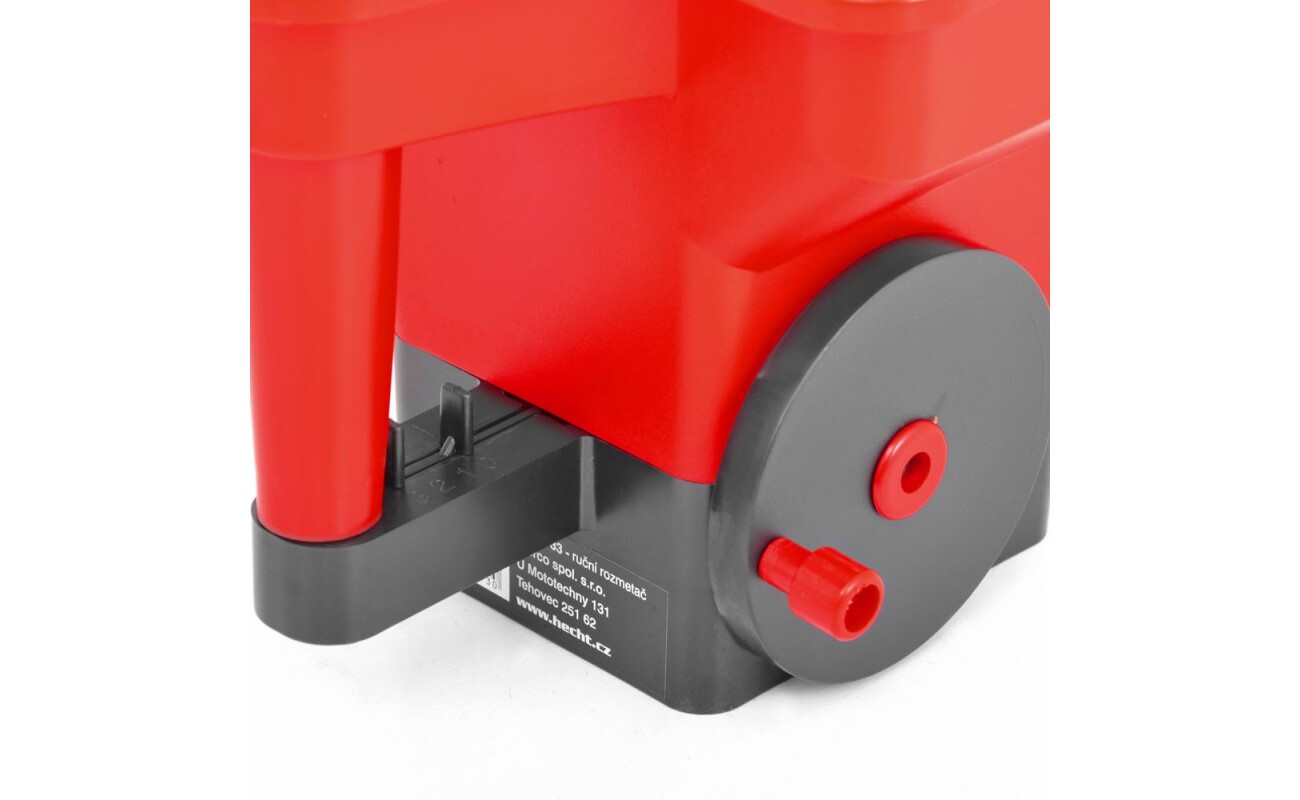 5 litres. Designed for distribution of fertilizers and seeds