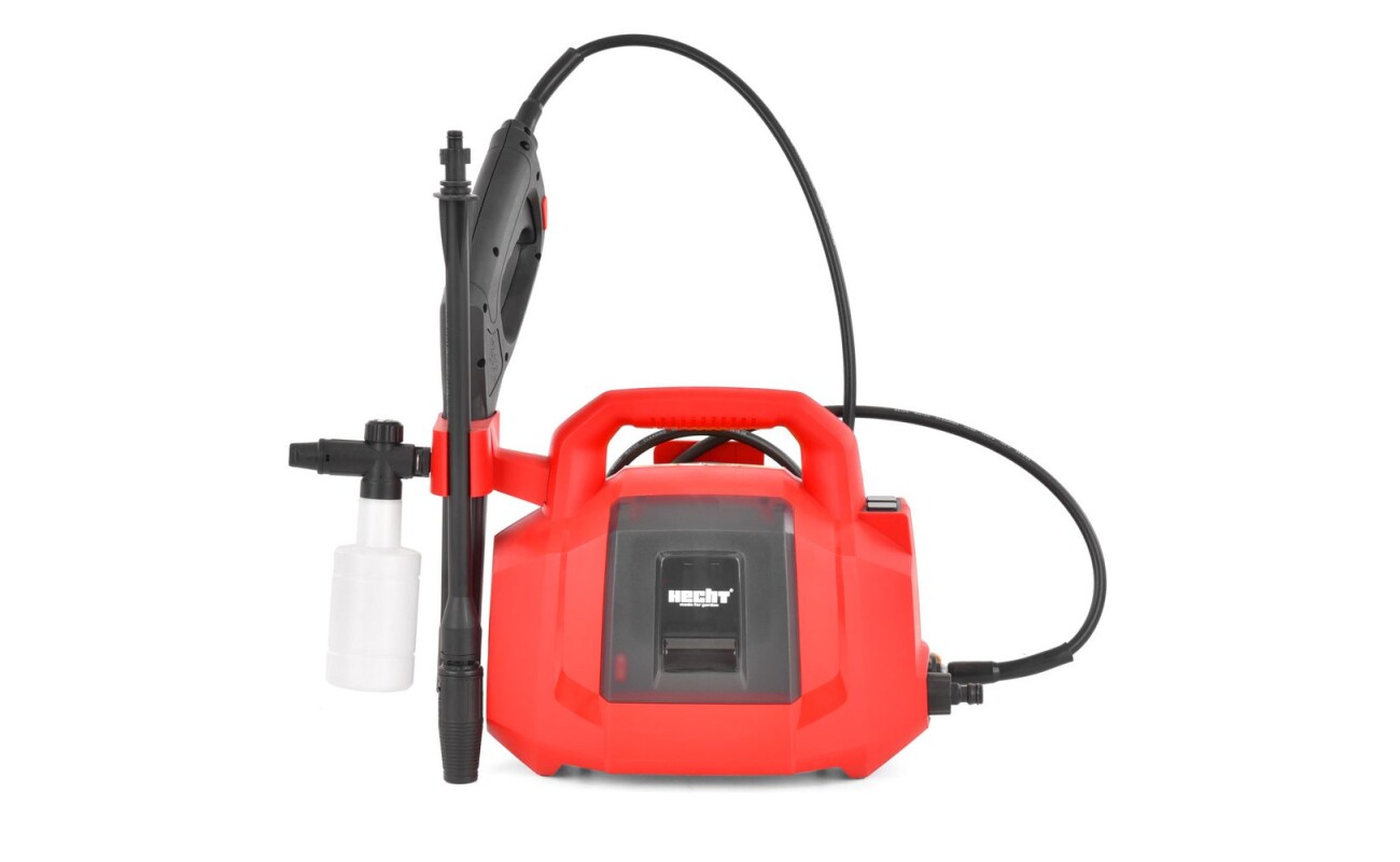 Self-priming accumulator pressure washer