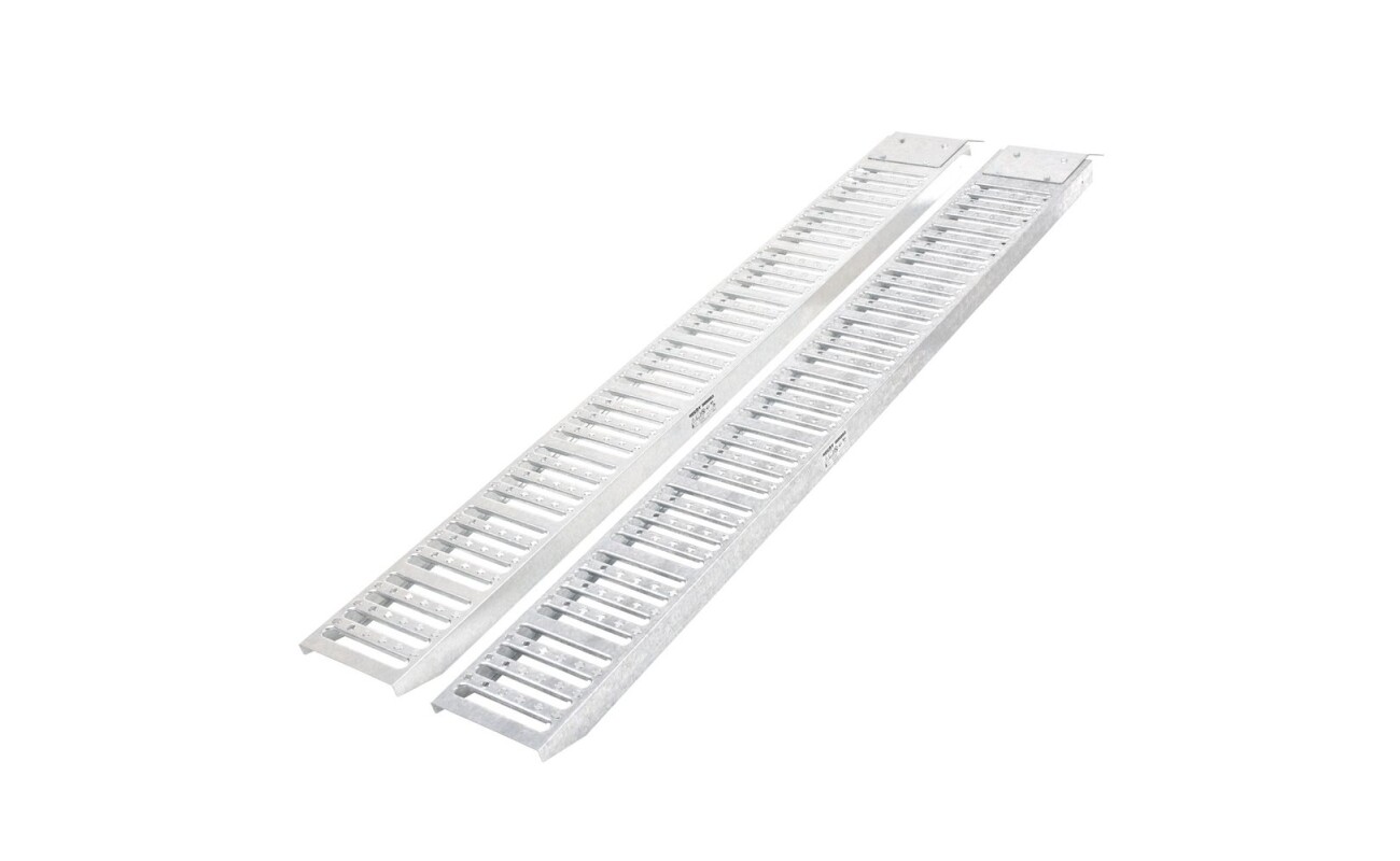 Fixed access ramps. 2 pcs in a package. Load capacity 450 kg / pair. Dimensions 183 x 22.5 x 5 cm.