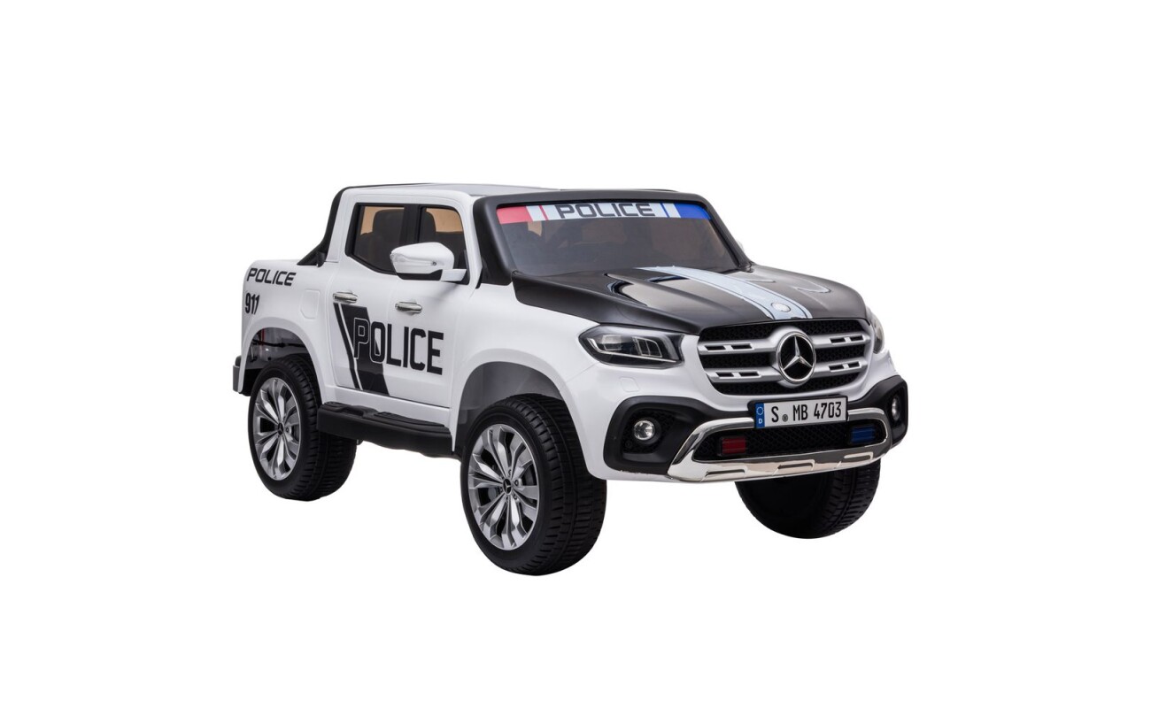 Battery-powered car for children aged 3 - 8 years. 4x4 (4 solitary electric motors). Light and sound effects