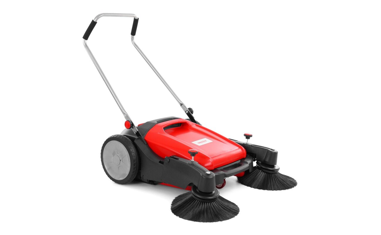 Mechanical sweeping machine with two brushes. 105 cm sweeping width