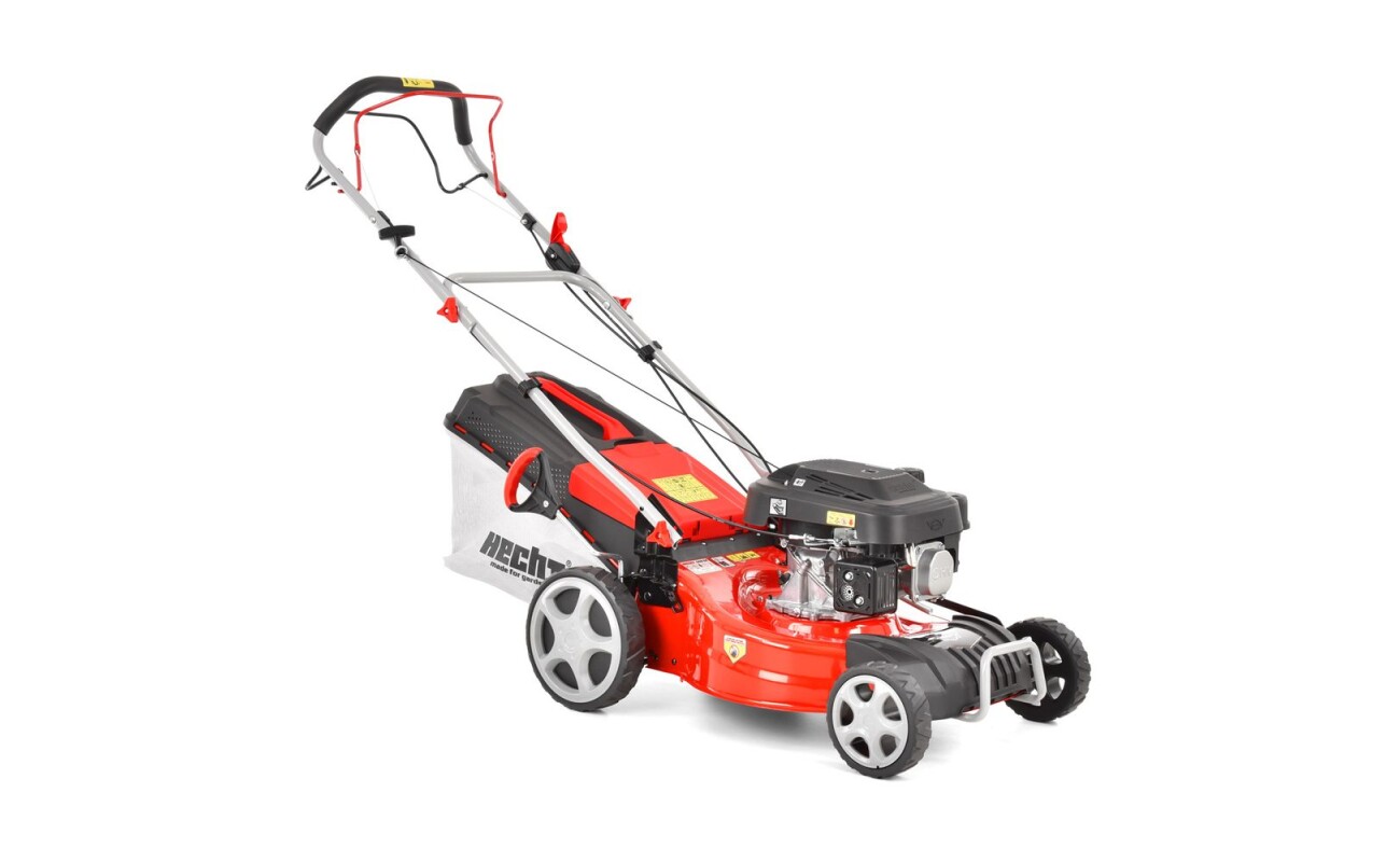 The HECHT 546 SX ride-on mower is a solid mower for regular maintenance of small and medium-sized gardens up to an area of 1000 m2.