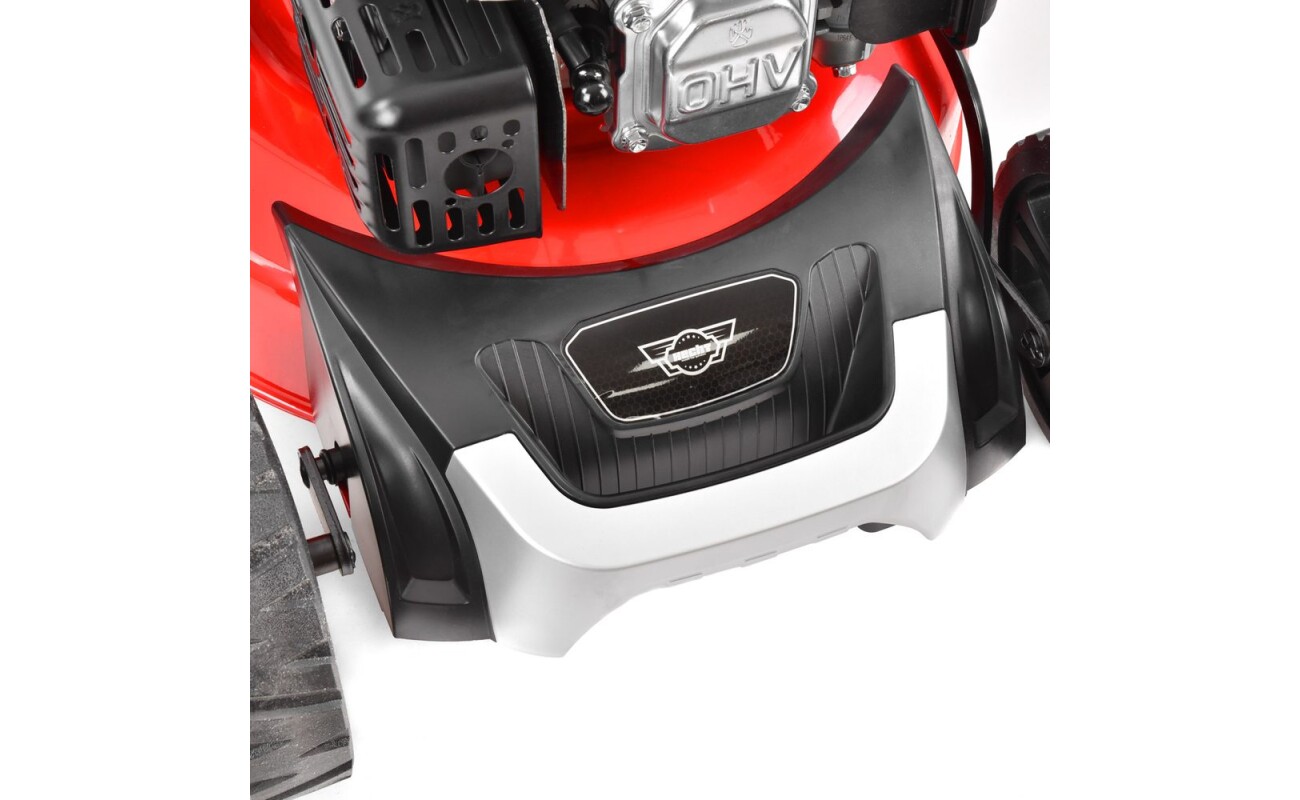 equipped with ball bearings. Powered by HECHT OHV engine with displacement of 135 cm3.&nbsp;Working width 46 cm. Mulching kit included
