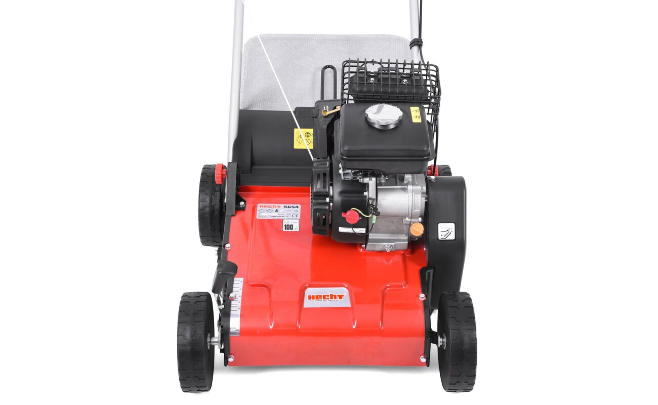 5 HP.&nbsp;Working width 38 cm. Suitable for areas of up to 1400 m2&nbsp;