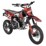<p>Petrol motorcycle with four-stroke 125 cm³ engine with 8.1 HP. Max speed 70 km/h.</p>