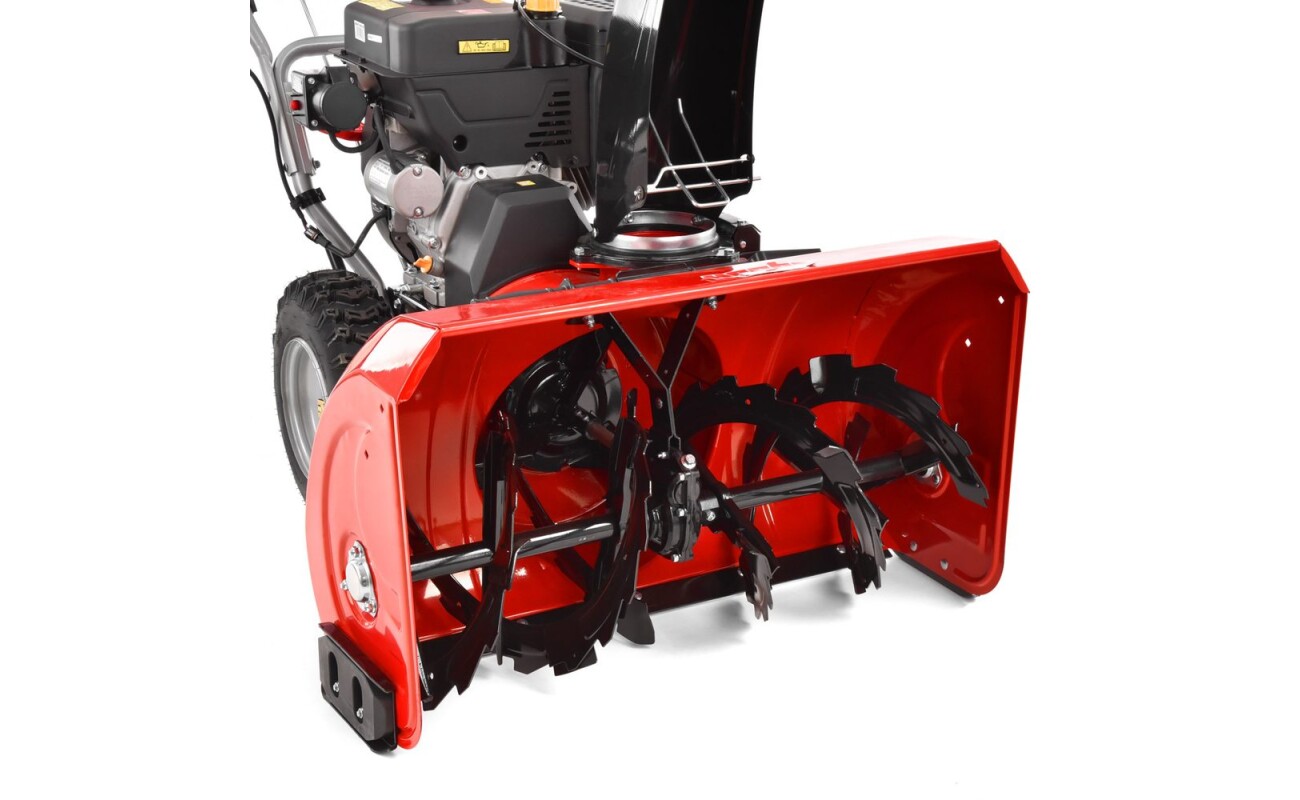 power output 13 HP. Clearing width (w) 87 cm (h) 51 cm. Electric starter for connection to the electricity