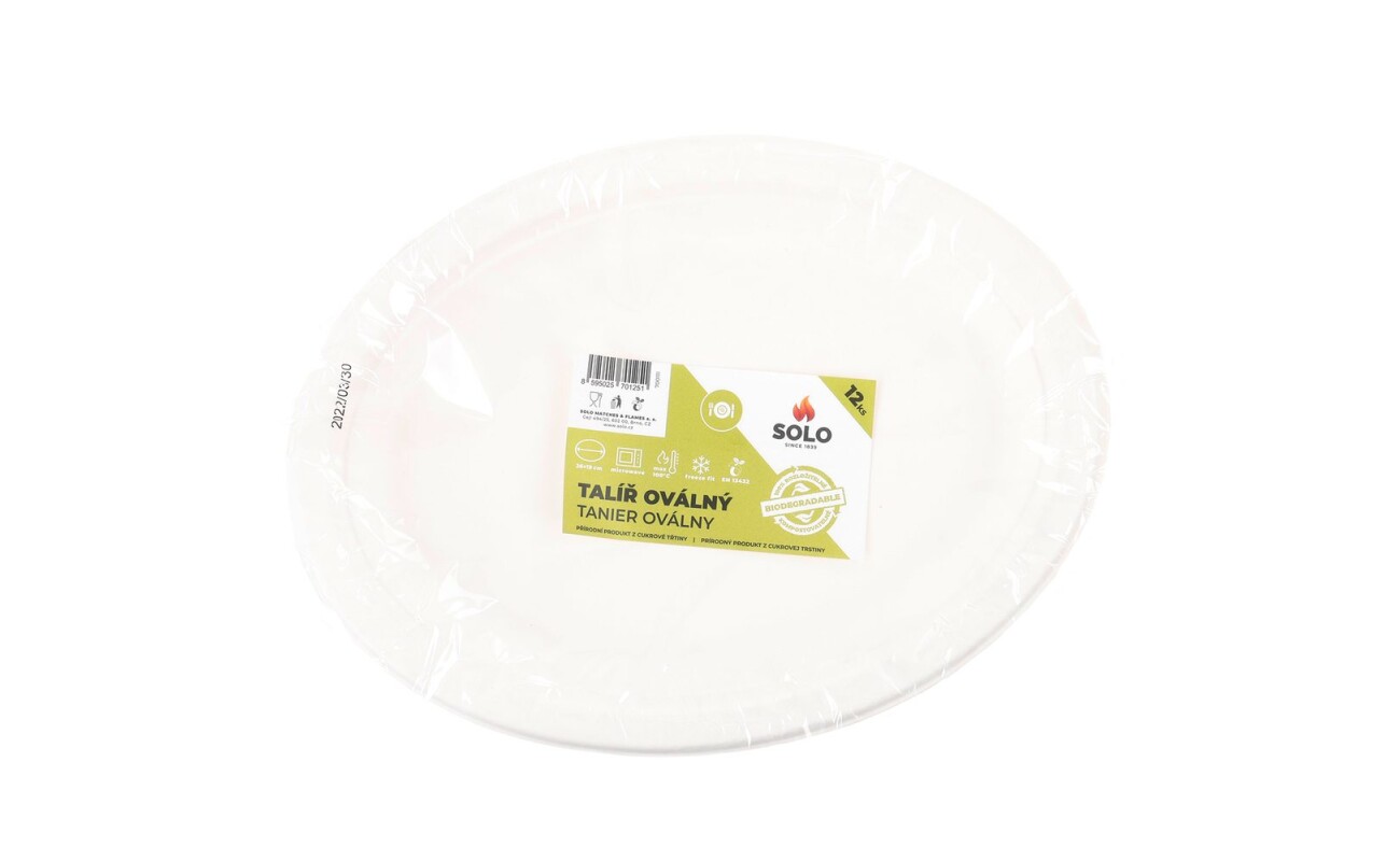 Disposable compostable plates made from 100% organic sugarcane fibres (bagasse)