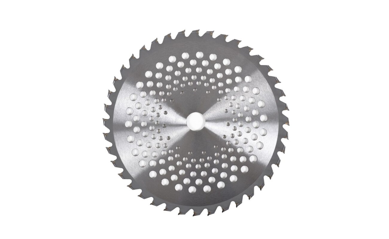 Saw blade with vidium teeth.