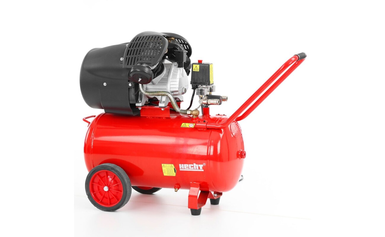 Electric two-cylinder oil compressor with an input power of 2.2 kW (3 HP). Max. pressure 10 bar. 50 l tank. Weight 40 kg.